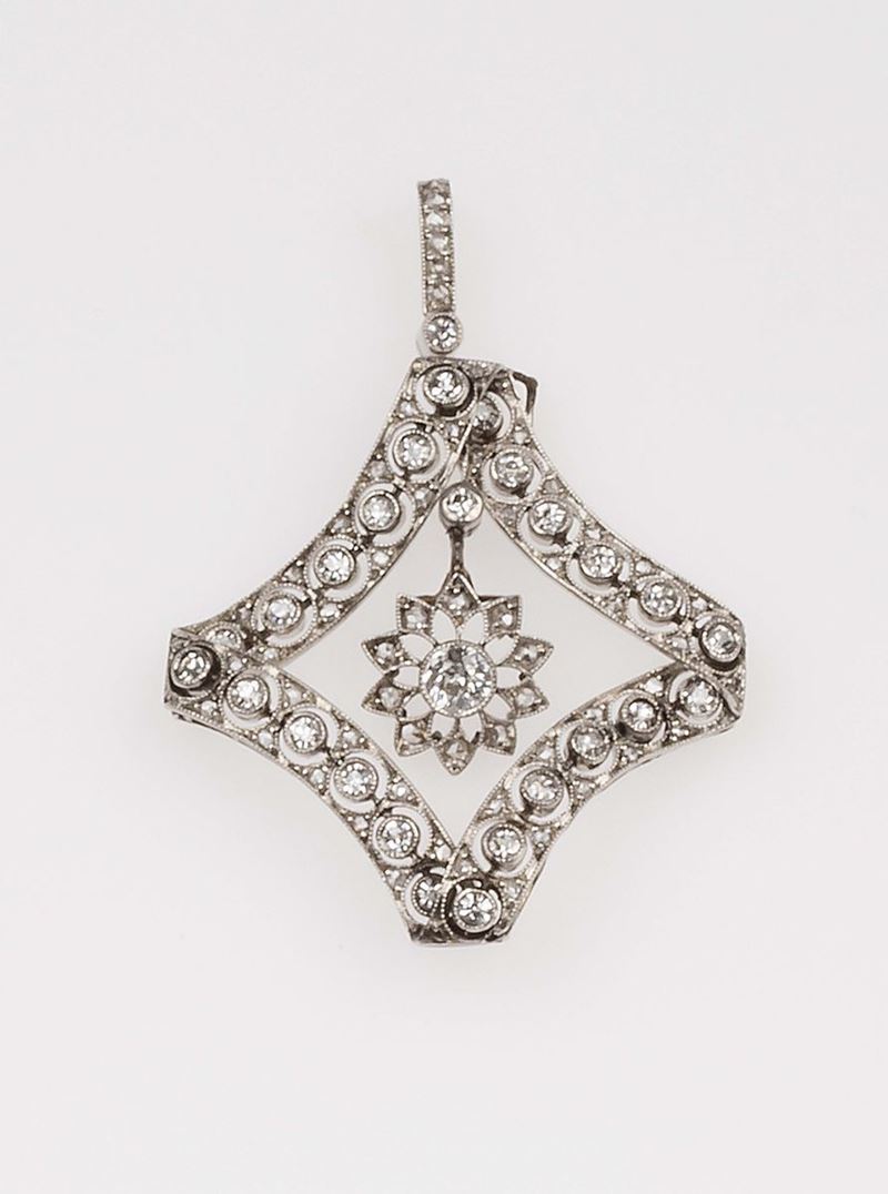 Lozenge pendant with diamonds set in platinum and yellow gold. Part of a larger piece of jewellery  - Auction Fine Jewels - II - Cambi Casa d'Aste