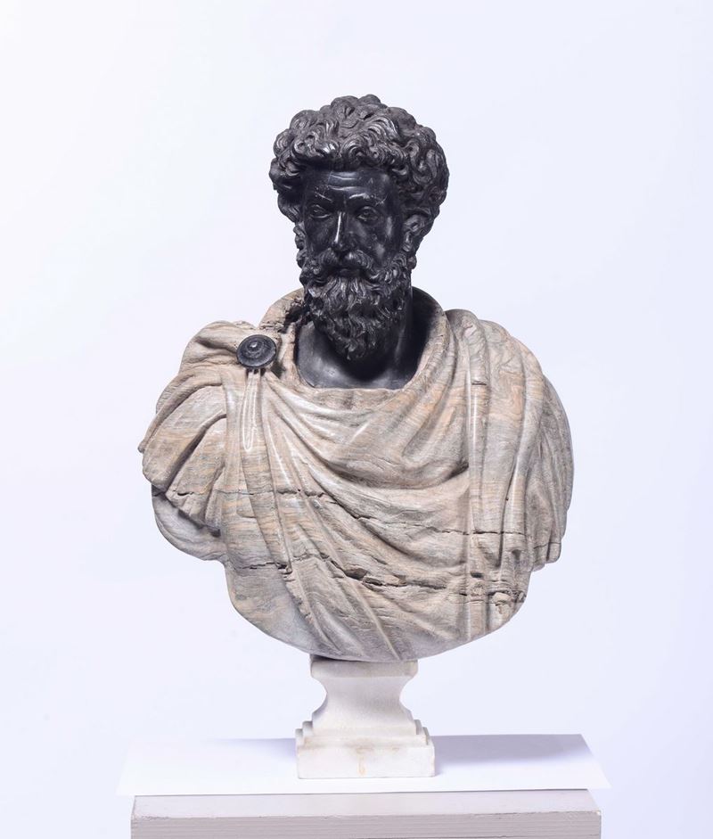 Busto di imperatore in marmo, XX secolo  - Asta Antiquariato - II - Cambi Casa d'Aste