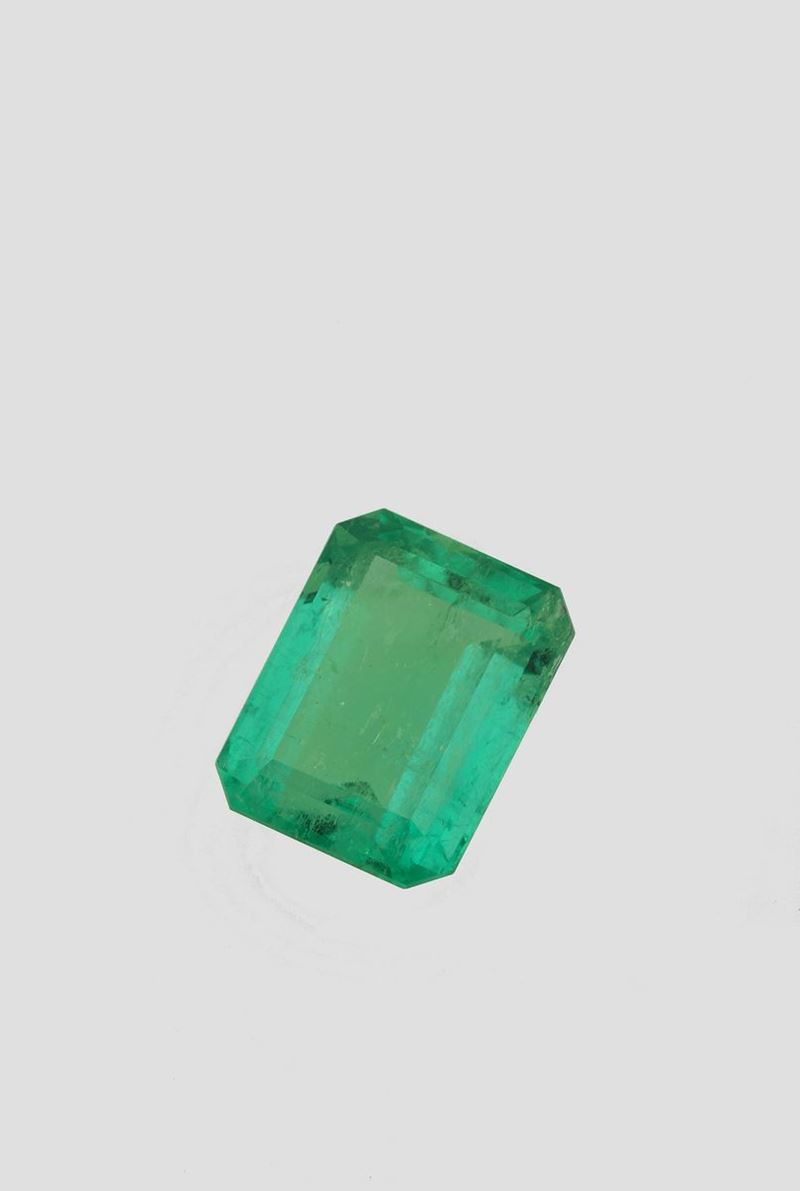 Unmounted Colombian emerald weighing 14,01 carats  - Auction Fine Jewels - II - Cambi Casa d'Aste