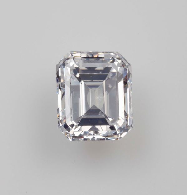 Unmounted emerald-cut diamond weighing 5.01 carats