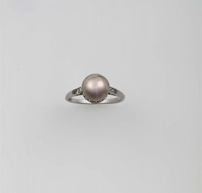 Anello con Perla Grigia, Coltivata