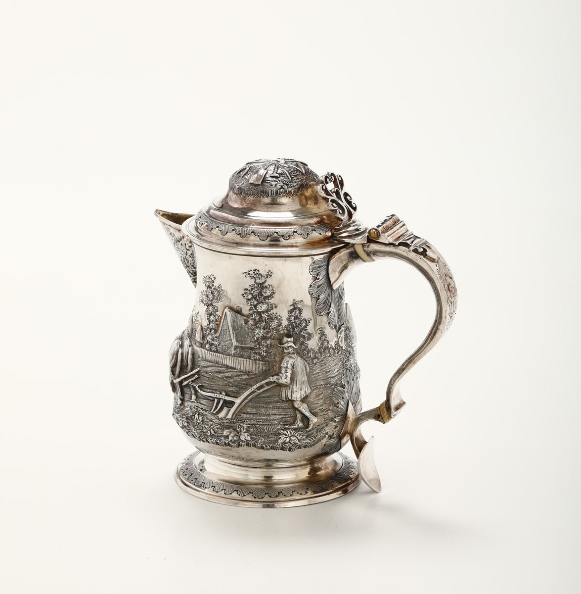 Tankard in Argento Sterling Fuso, Sbalzato e Cesellato, Londra, 1780, Argentiere John King