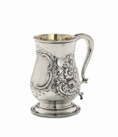 Boccale in Argento Sterling Fuso, Sbalzato e Cesellato, Londra, 1853 (argentiere Non Identificato...