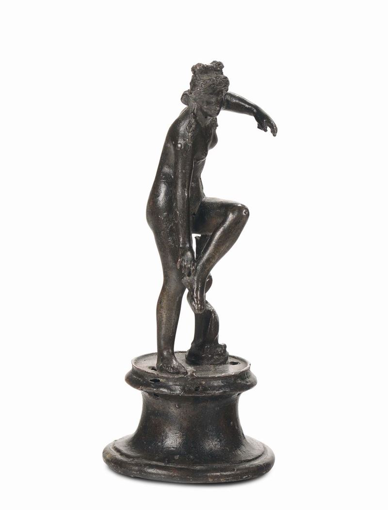 Venere marina, bronzo fuso e cesellato, fonditore rinascimentale, Padova XVI secolo  - Auction Sculpture and Works of Art - Cambi Casa d'Aste