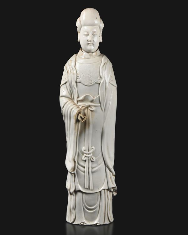 Figura di Guanyin in porcellana Blanc de Chine, Cina, Dinastia Qing, XIX secolo