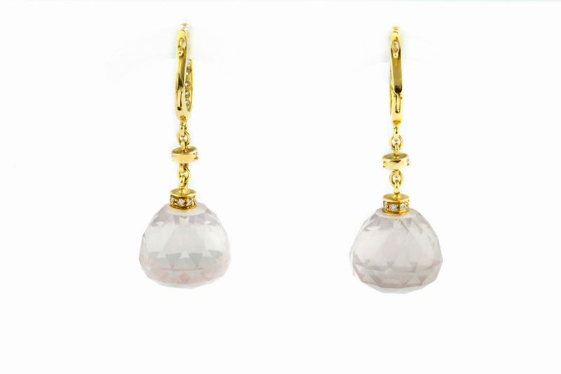Orecchini pendenti con quarzo rosa taglio briolette e piccoli diamanti  - Auction Vintage, Jewels and Bijoux - Cambi Casa d'Aste