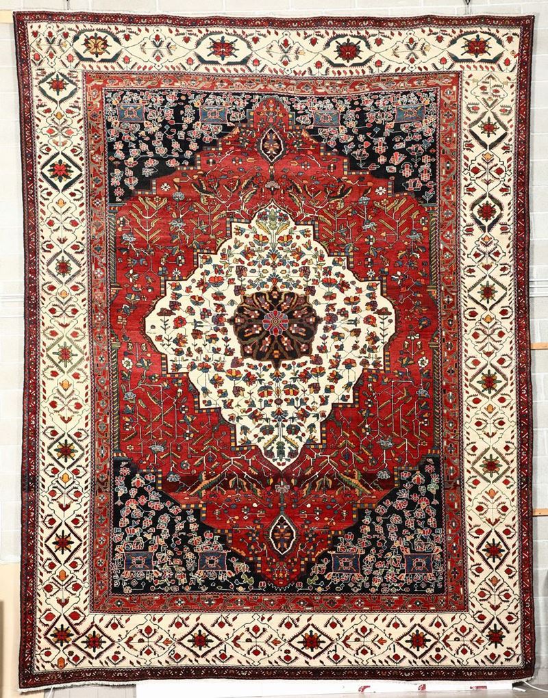 Tappeto persiano Baktiari inizio XX secolo  - Auction Fine art - II - Cambi Casa d'Aste