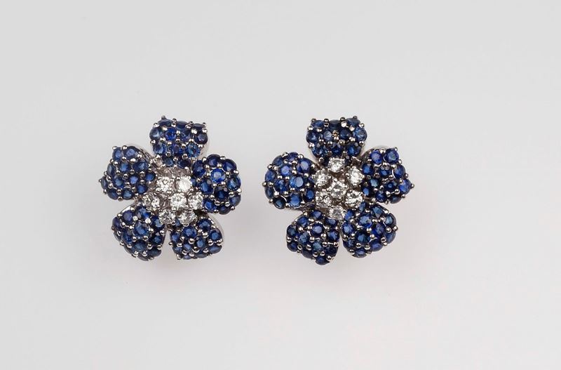 Pair of sapphire and diamond earrings. Tiffany&Co.  - Auction Fine Jewels - II - Cambi Casa d'Aste