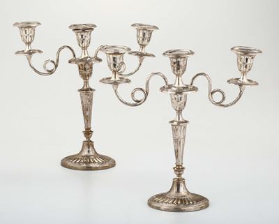 Coppia di Candelabre in Argento, Inghilterra XIX Secolo