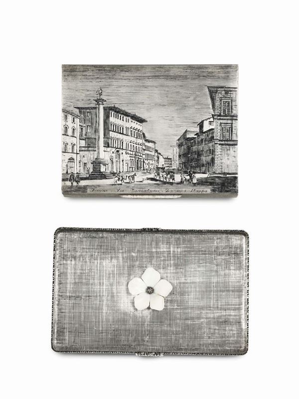 Two cigarette cases in molten, embossed and chiselled silver, Italy 20th century, silversmith Mario Bucellati