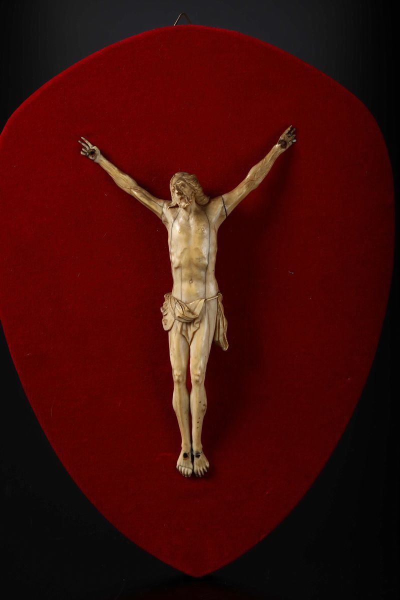 Corpus Christi in avorio scolpito. Arte barocca spagnola o dell’Italia meridionale del XVII-XVIII secolo  - Asta Le Stanze di una Collezione Fiorentina - II - Cambi Casa d'Aste