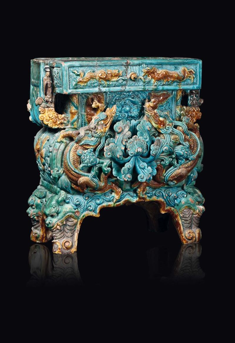 A large polychrome enamelled censer with fantastic animals and lotus  flower, China, Ming Dynasty, 17th century - Auction Fine Chinese Works of  Art - Cambi Casa d'Aste