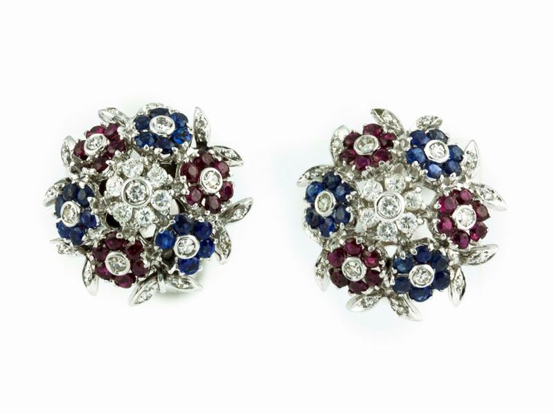 Orecchini con diamanti, rubini e zaffiri  - Auction Vintage, Jewels and Bijoux - Cambi Casa d'Aste