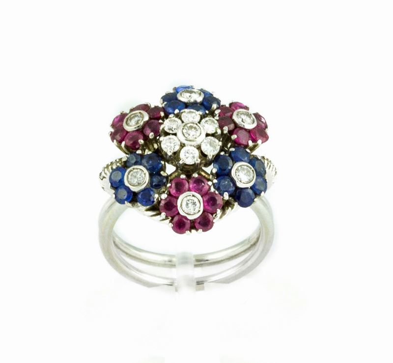 Anello con diamanti, rubini e zaffiri  - Asta Vintage, Gioielli e Bijoux - Cambi Casa d'Aste