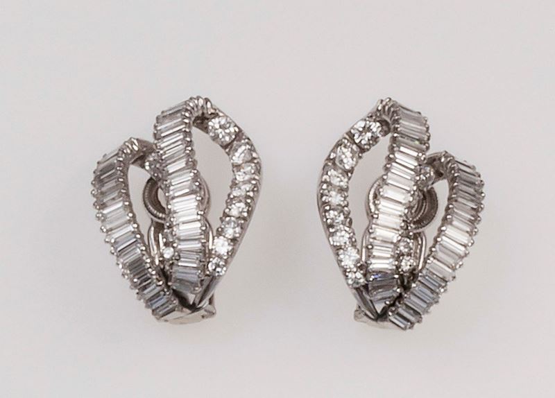 Pair of diamond earrings  - Auction Fine Jewels - II - Cambi Casa d'Aste