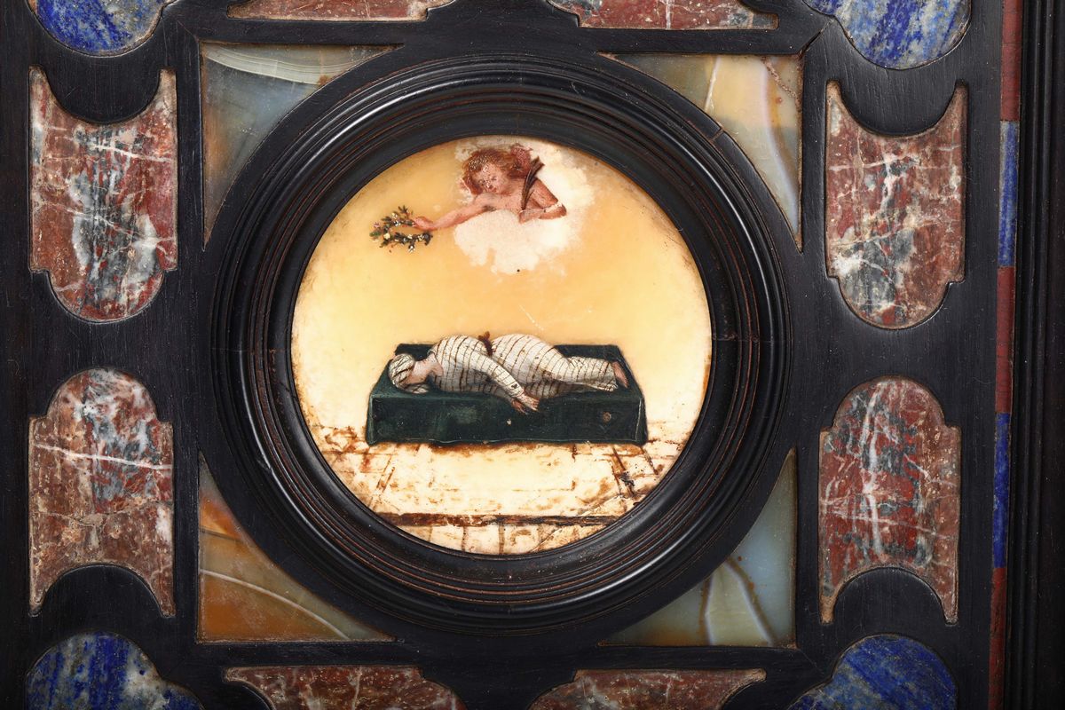 Cornice in Ebano e Pietre Dure con Raffigurazione su Alabastro della Beatificazione di una Santa ...