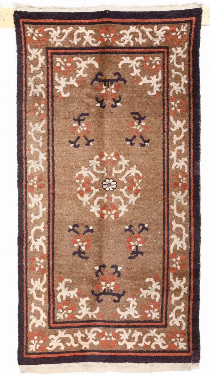 Tappeto nord Cina Ninghsia inizio XX secolo  - Auction Fine art - II - Cambi Casa d'Aste