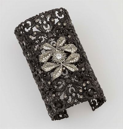 Ornella Bijoux, Bracciale, Anni '90