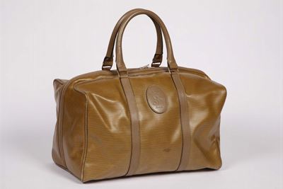 Yves Saint Laurent, Bauletto