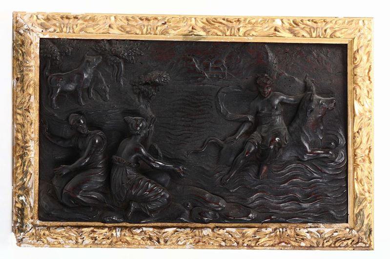 Scuola dell'Italia del nord, XVII secolo, altorilievo in legno di noce raffigurante Il ratto d'Europa  - Asta Le Stanze di una Collezione Fiorentina - II - Cambi Casa d'Aste