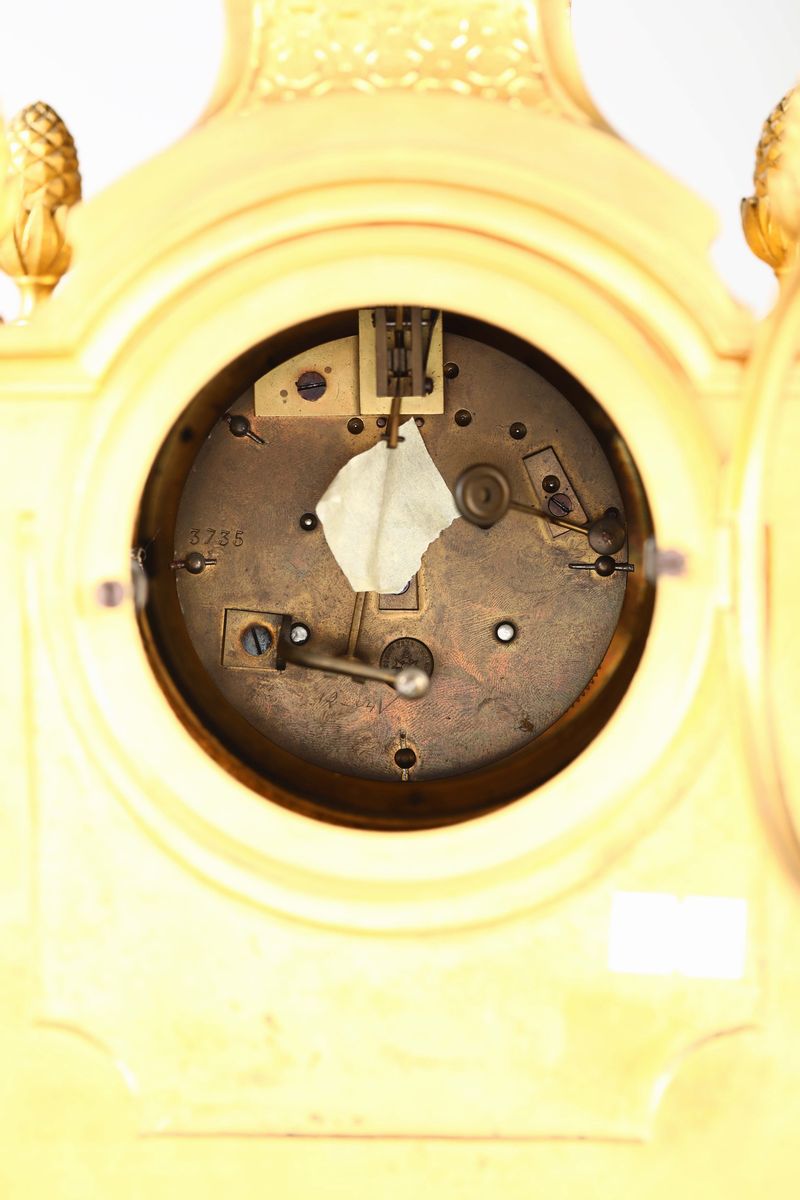 Pendola da Tavolo in Bronzo Dorato, Francia XIX Secolo