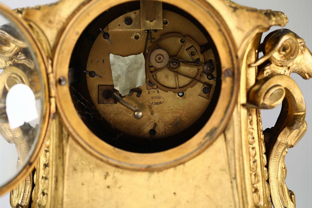 Pendola da Tavolo in Metallo Dorato con Inserti in Porcellana, Francia Napoleone III