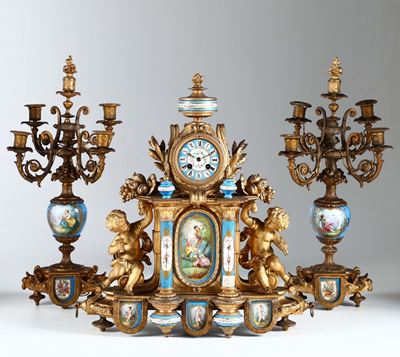 Grande Trittico da Camino con Cassa in Metallo Dorato e Placche in Porcellana Dipinta di Sevres, ...