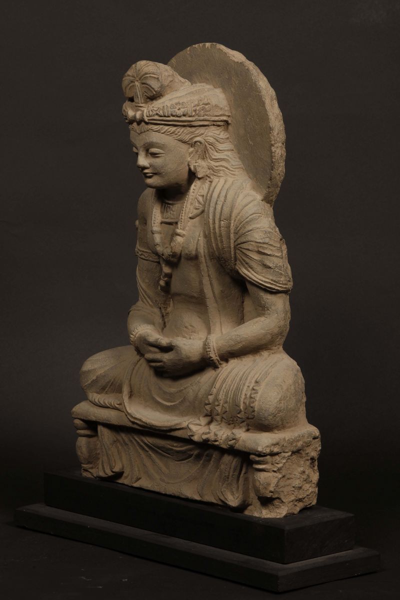 Figura di Buddha Seduto con Aura in Pietra, Gandhara, III/IV Secolo