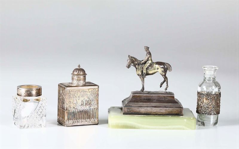 Ritratto dello zar Nicola I e altri tre oggetti in argento  - Auction Antique Online Auction - Cambi Casa d'Aste