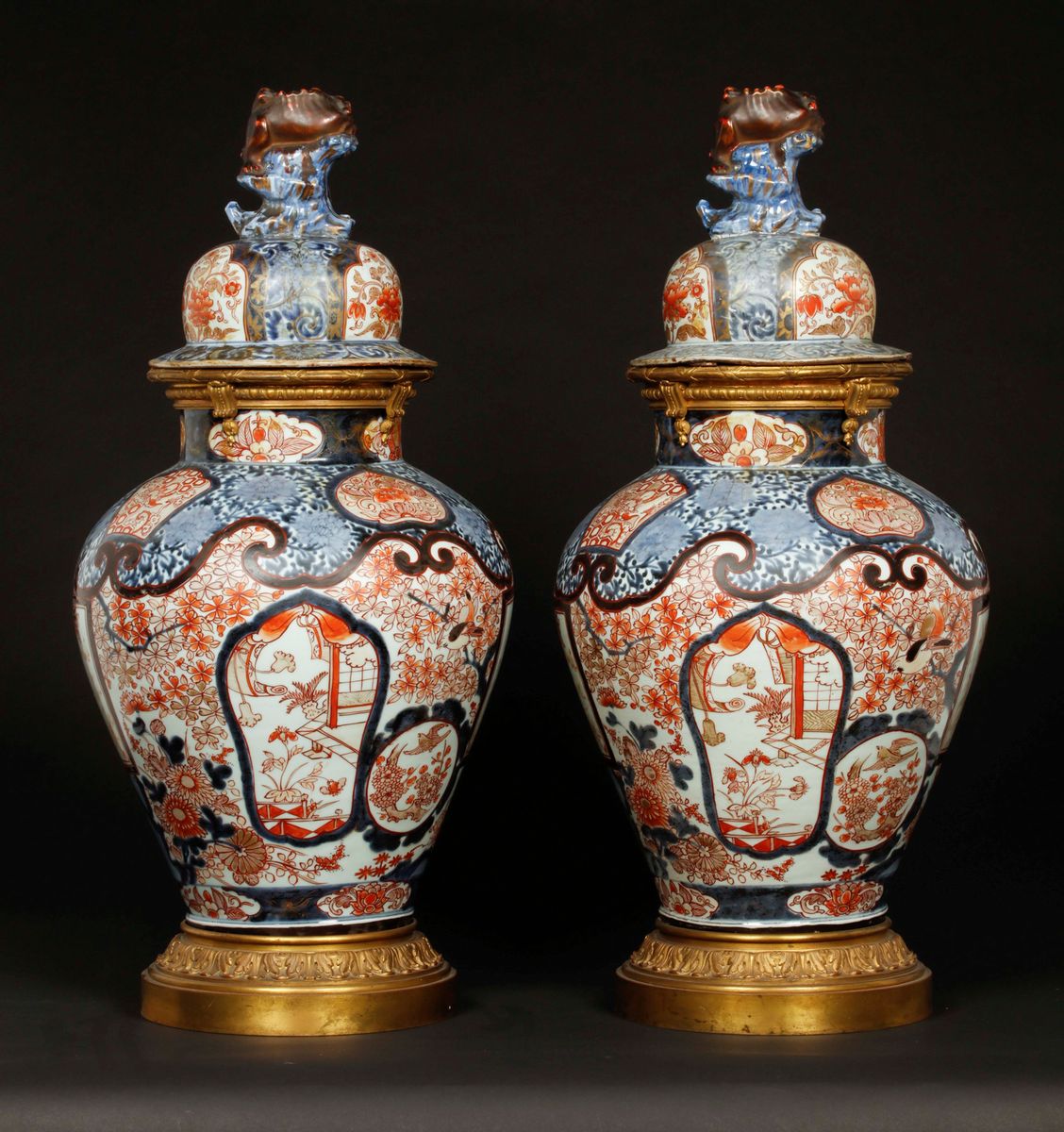 Coppia di Potiches con Coperchio in Porcellana Imari Arita Montati in Bronzo, Giappone, XVIII Sec...