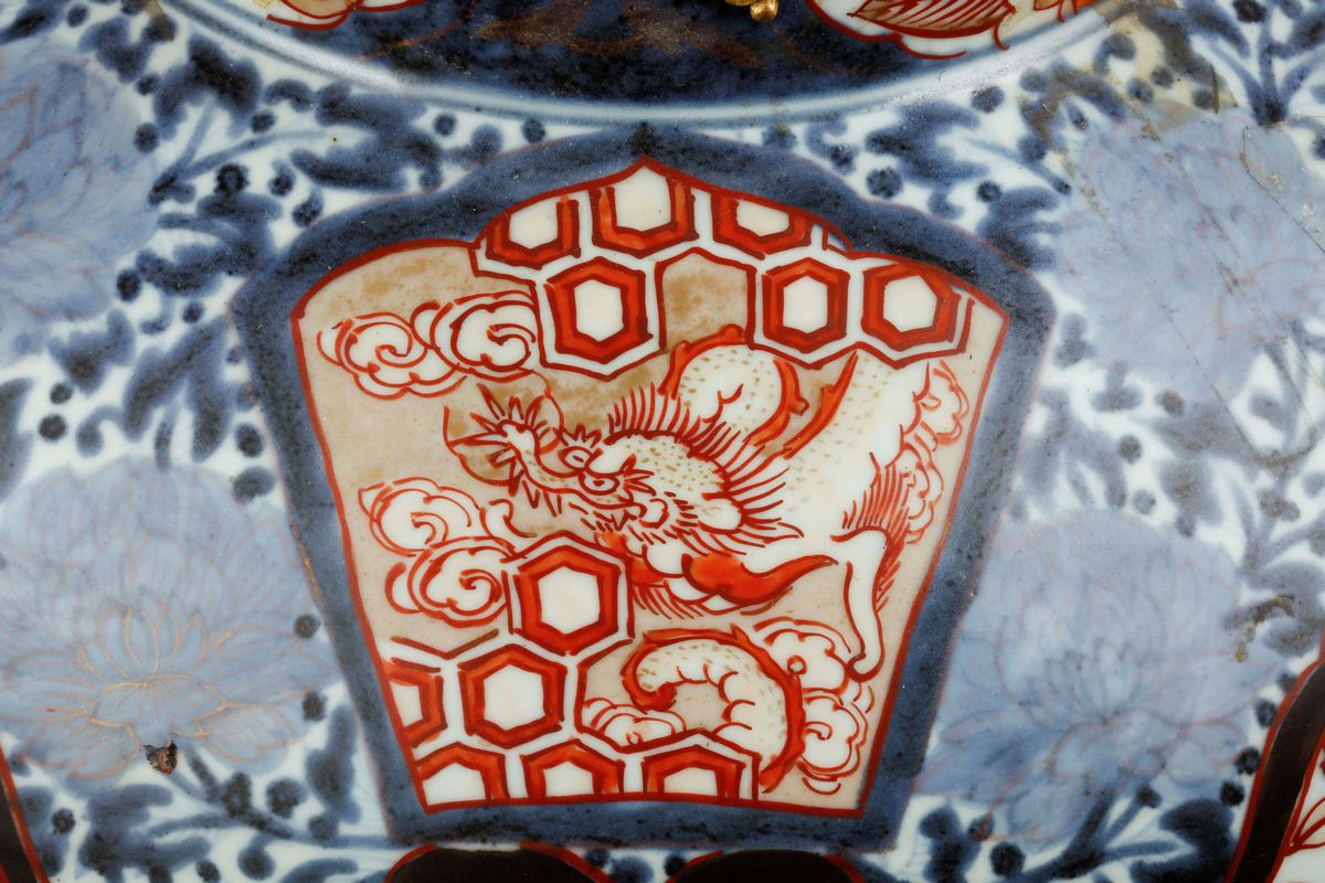 Coppia di Potiches con Coperchio in Porcellana Imari Arita Montati in Bronzo, Giappone, XVIII Sec...
