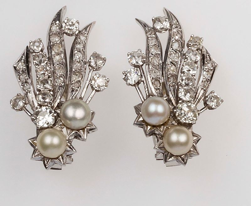 Orecchini con diamanti di vecchio taglio e piccole perle  - Asta Fine Jewels - II - Cambi Casa d'Aste