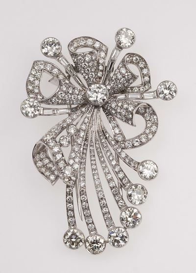 Spilla “fiocco” con Diamanti