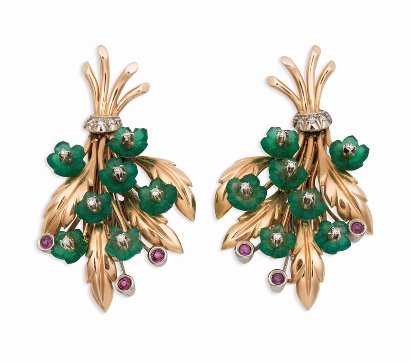 Orecchini a clip a soggetto floreale con smeraldi, rubini e diamanti  - Auction Vintage, Jewels and Bijoux - Cambi Casa d'Aste