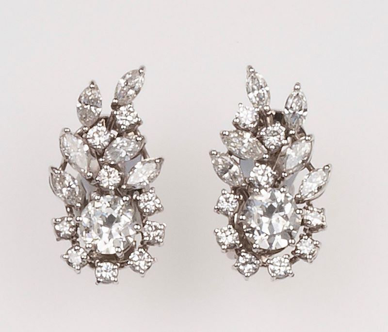 Orecchini con diamanti taglio rotondo e navette  - Asta Fine Jewels - II - Cambi Casa d'Aste