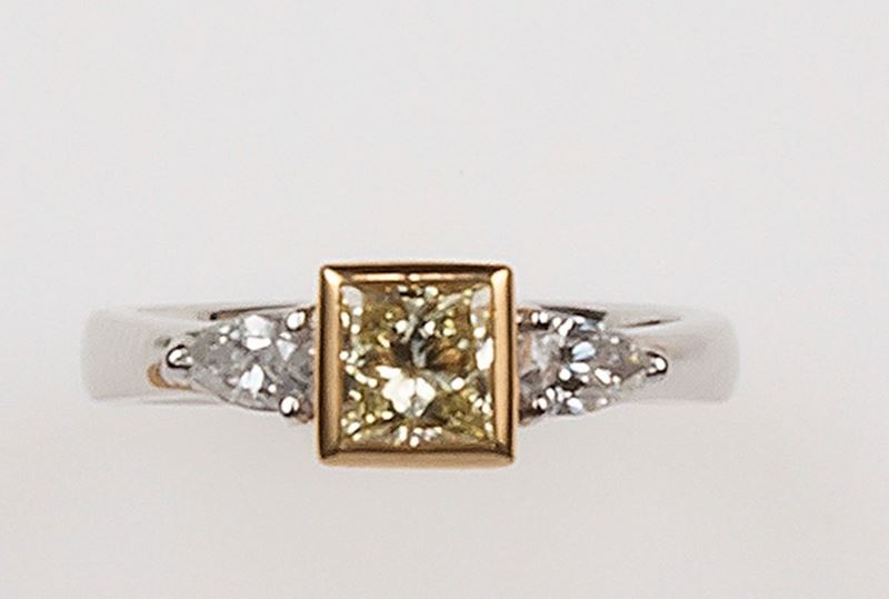 Anello con diamante fancy  - Asta Fine Jewels - II - Cambi Casa d'Aste