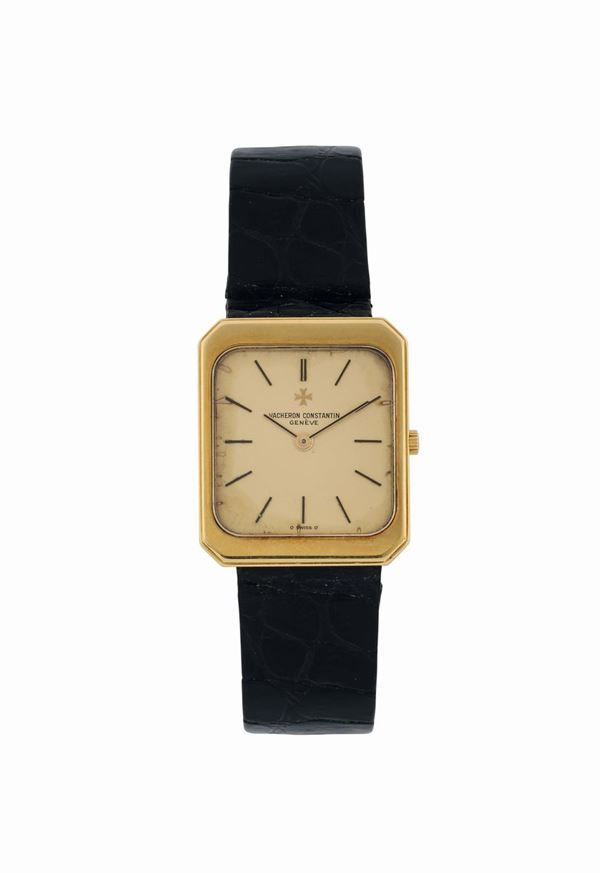 VACHERON CONSTANTIN, orologio da polso, di forma rettangolare, in oro giallo 18K. Accompagnato dal Certificato originale. Realizzato nel 1970 circa