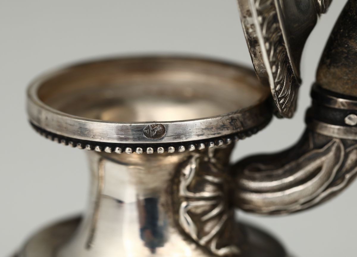 Caffettiera in Argento Sbalzato e Cesellato, Firenze, XIX Secolo, Marzocco Fiorentino.