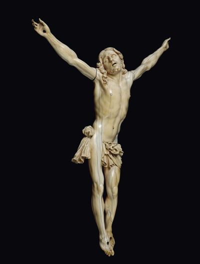 Cristo Vivo in Avorio Scolpito. Scultore Barocco Italiano o Francese del XVII Secolo