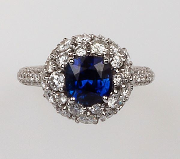 Sapphire and diamond Globo ring. Brarda