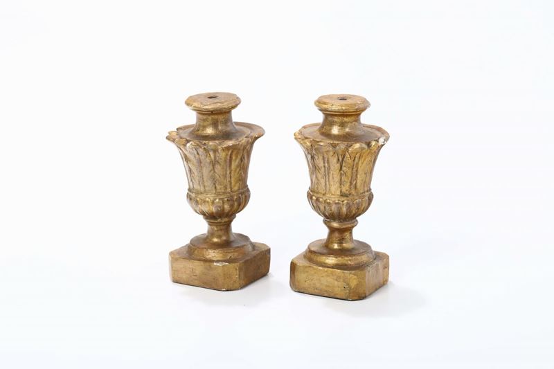Coppia di vasi porta palme in legno intagliato e dorato, XIX secolo  - Asta Asta a Tempo antiquariato - II - Cambi Casa d'Aste