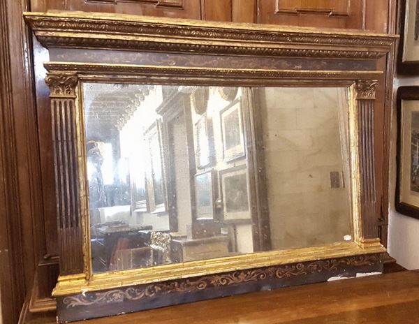 Specchio in cornice neoclassica