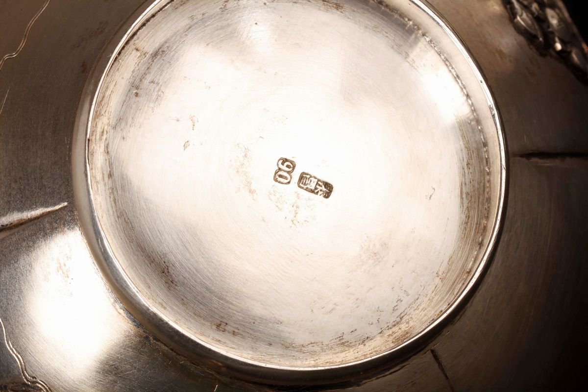 Servizio da Thè in Argento Composto da Teiera, Zuccheriera e Lattiera con Profili a Guisa di Bamb...