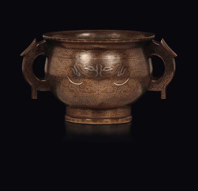Incensiere in Bronzo con Decoro D'ispirazione Arcaica con Maschera Taotie in Intarsio D'argento ,...