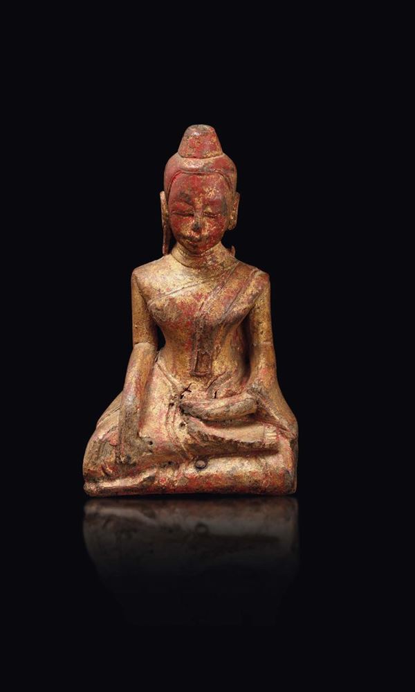 Figura di Buddha seduto scolpito in legno, Thailandia, XVIII secolo