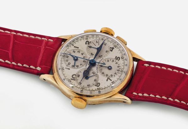 UNIVERSAL GENEVE, Aero-Compax, Ref. 52205, very rare, 14K yellow gold chronograph wristwatch with registers tachometer and memento dial. Made circa 1940