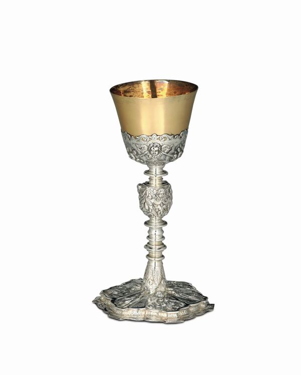 A goblet in embossed and chiselled silver, Italian manufacture, 17th century