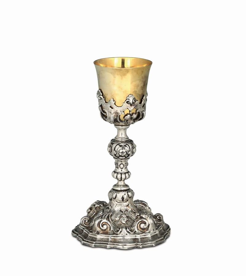 A goblet in embossed, chiselled and gilded silver, Italian manufacture, 18th century  - Auction Collectors' Silvers - Cambi Casa d'Aste