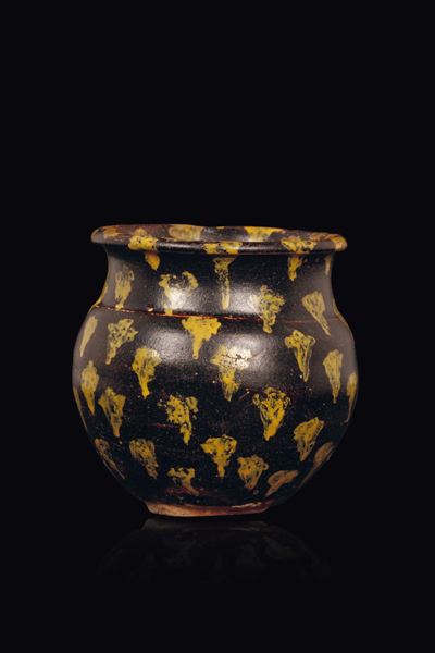 Piccolo Vasetto in Grès con Smalto a Guscio di Tartaruga, Cina, Dinastia Song (960-1279)