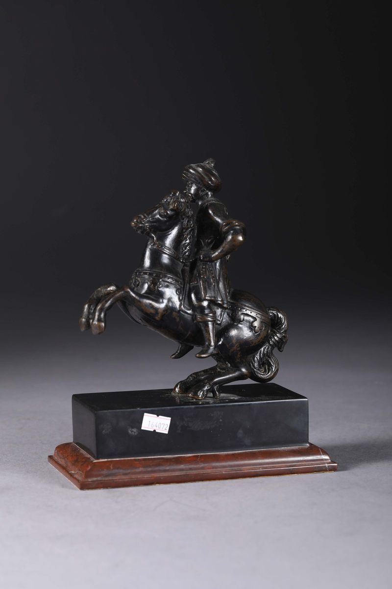 Cavaliere Ottomano in Bronzo Fuso e Cesellato. Fonditore Tedesco o Veneto del XVI Secolo